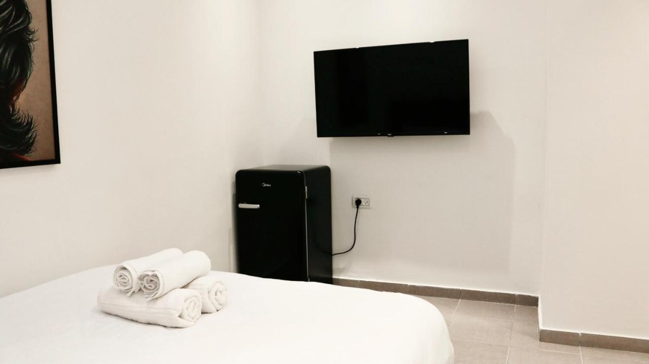 Underground Hotel Tel Aviv Luaran gambar