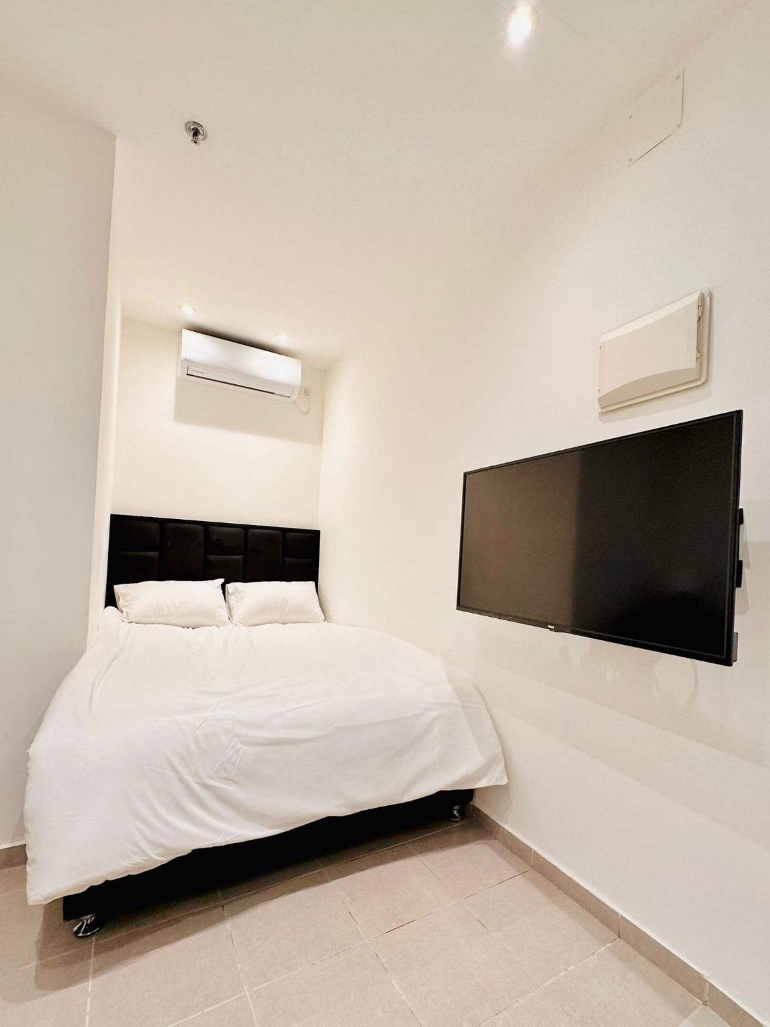 Underground Hotel Tel Aviv Luaran gambar